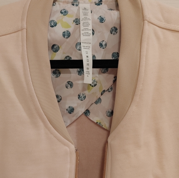 Lululemon Departure Vest in Parfait Pink / Naked / Naked - Picture 7 of 8